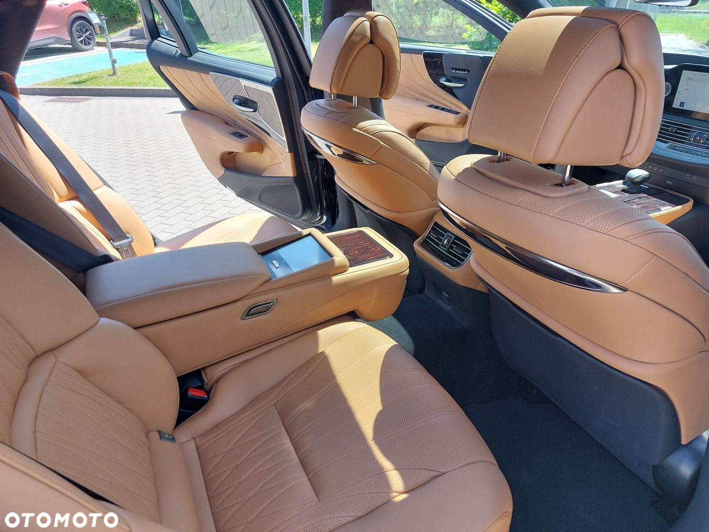 Lexus LS 500h Prestige AWD - 23