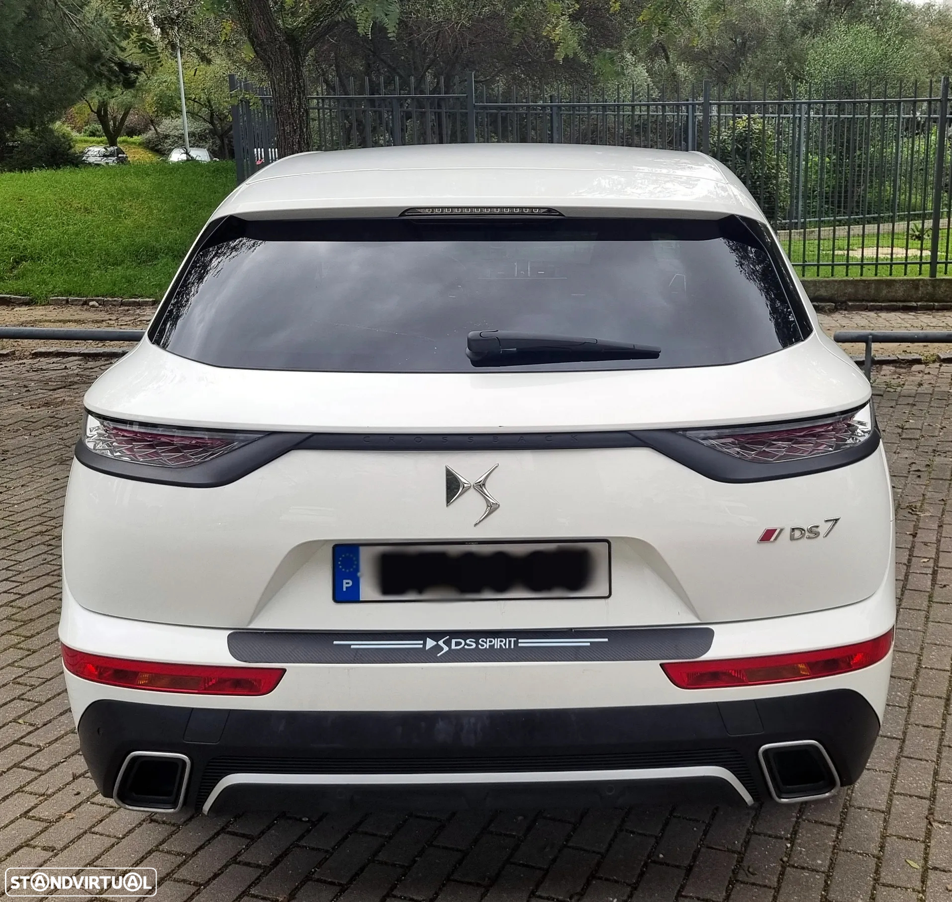 DS DS7 Crossback 2.0 BlueHDi Performance Line EAT8 - 8