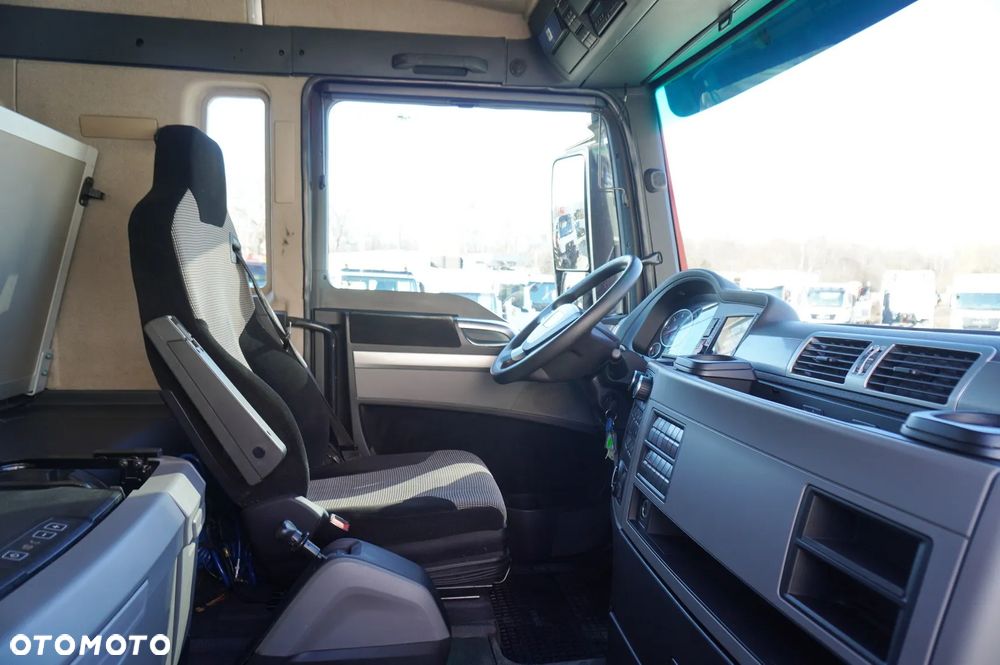 MAN TGX 33.640 6x4 / DMC 70000 kg / 280 tys. km - 27