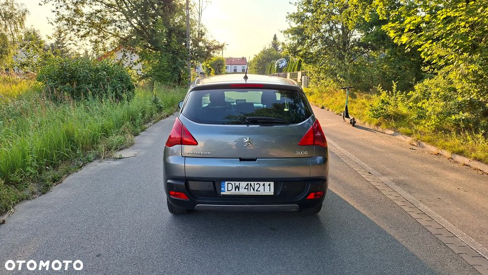 Peugeot 3008 1.6 Premium - 5