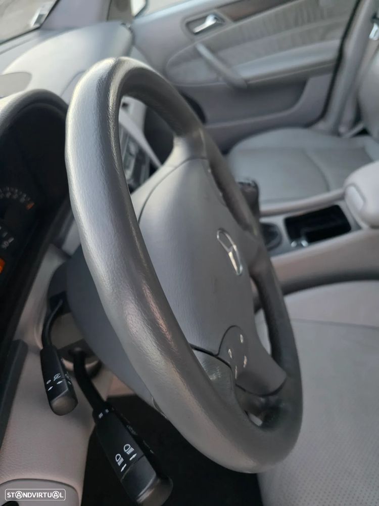 Mercedes-Benz C 220 CDi Avantgarde - 27