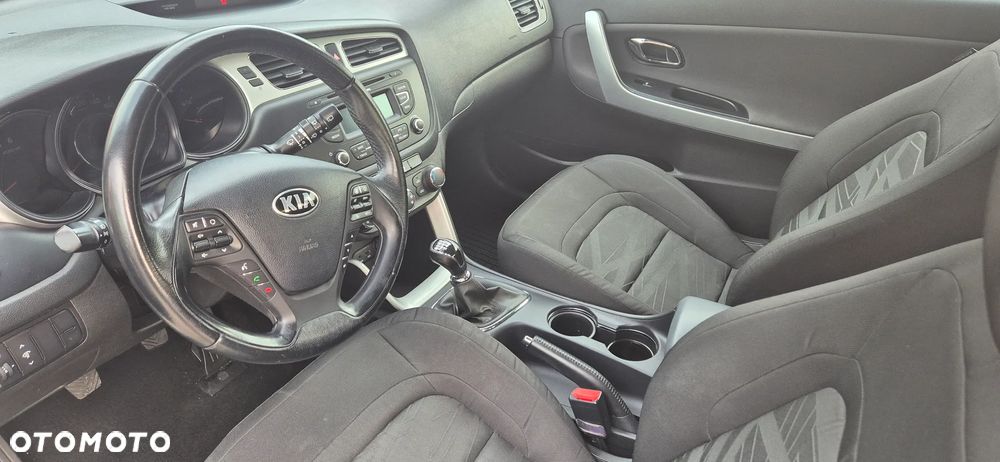 Kia Ceed - 7