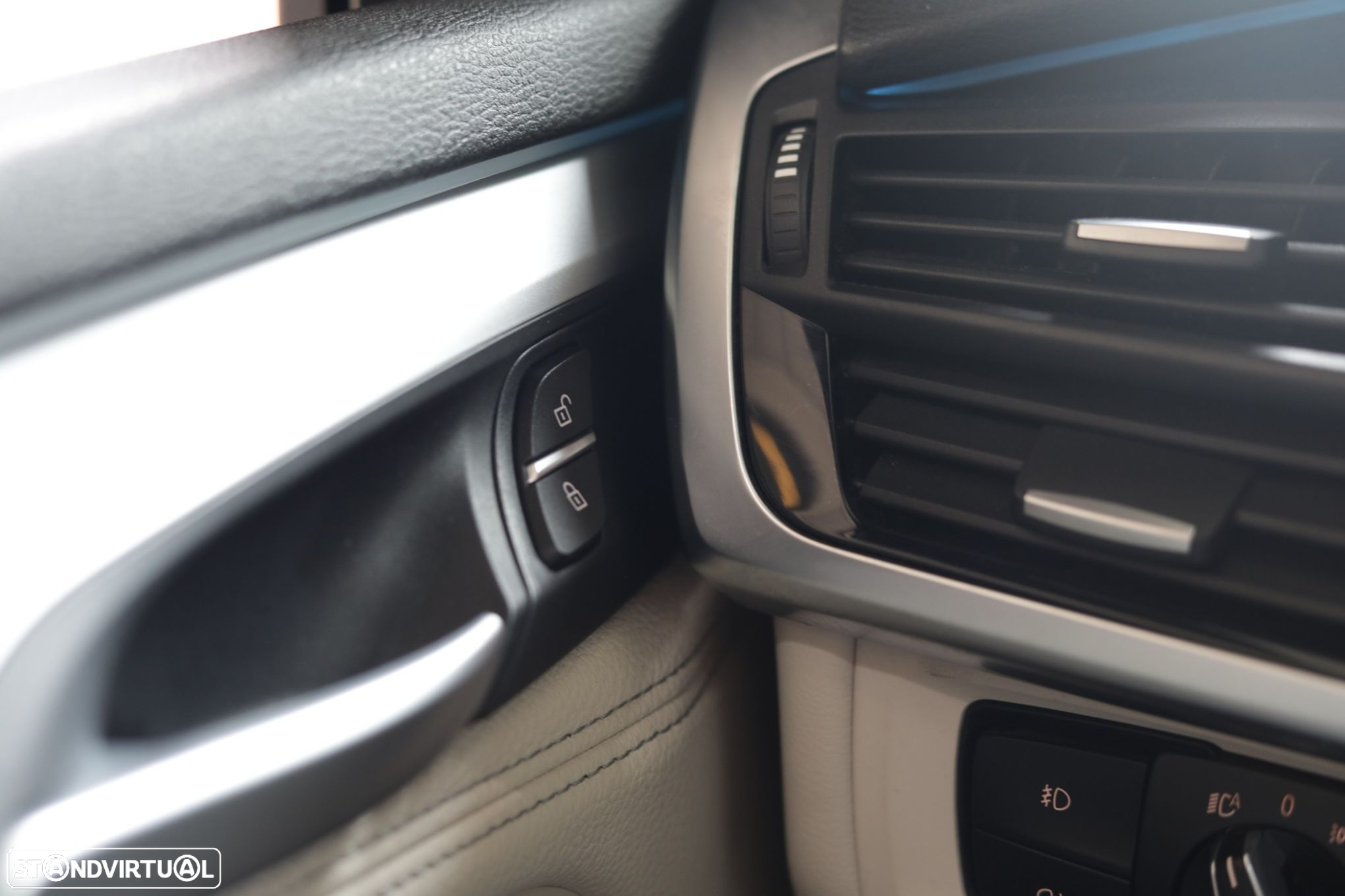 BMW X5 25 d sDrive Comfort 7L - 26