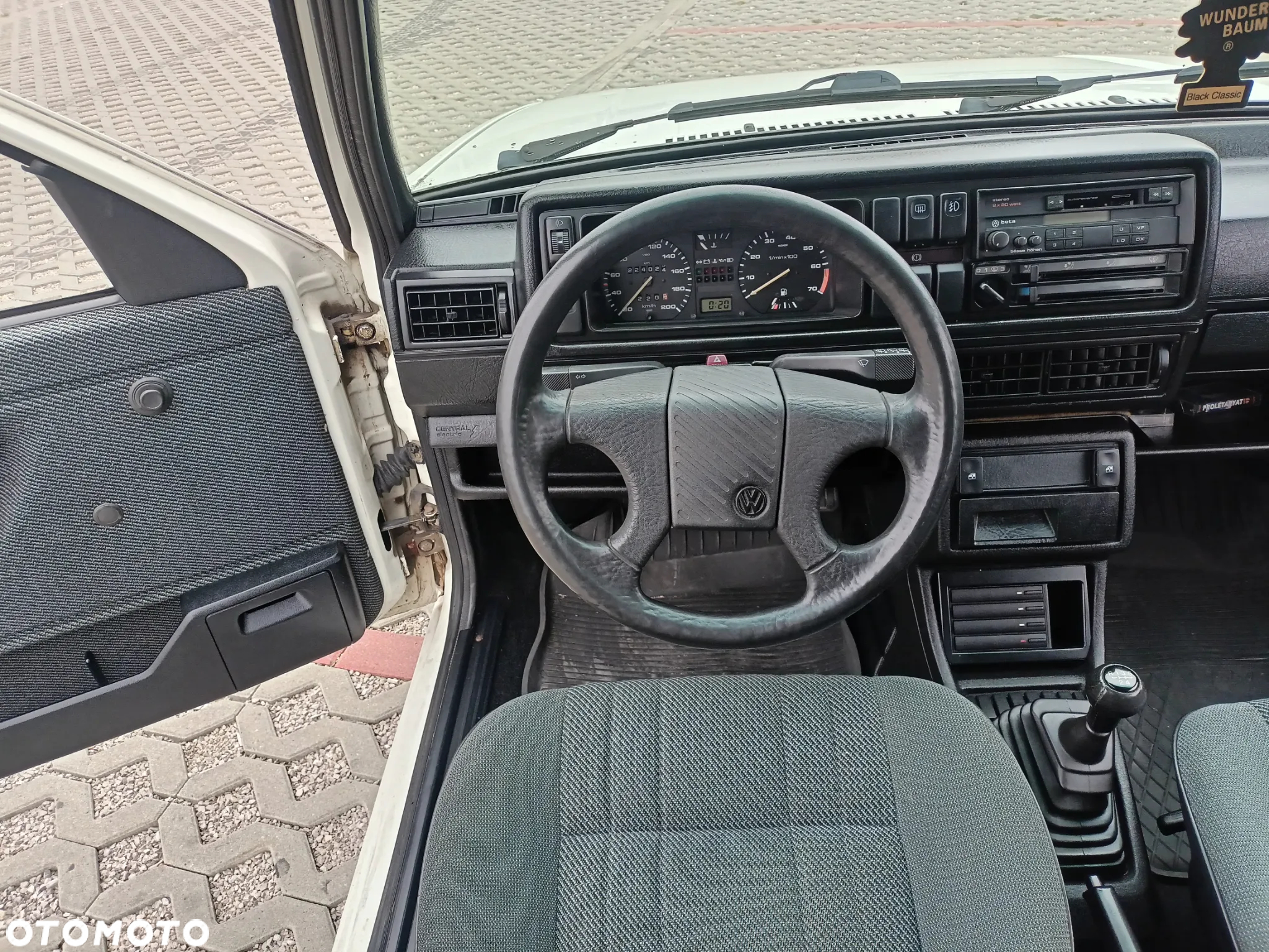 Volkswagen Golf 1.6 CL - 31