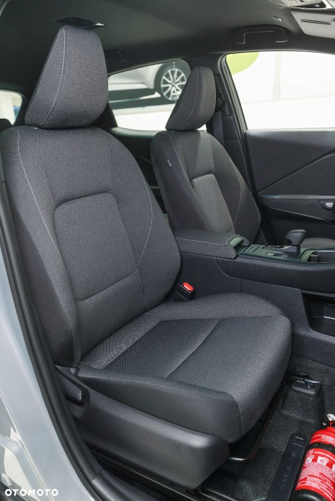 Lexus LBX - 17