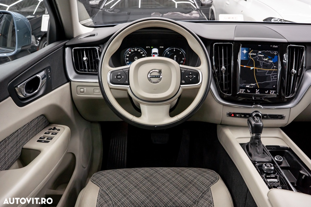 Volvo XC 60 D4 AWD Inscription - 9
