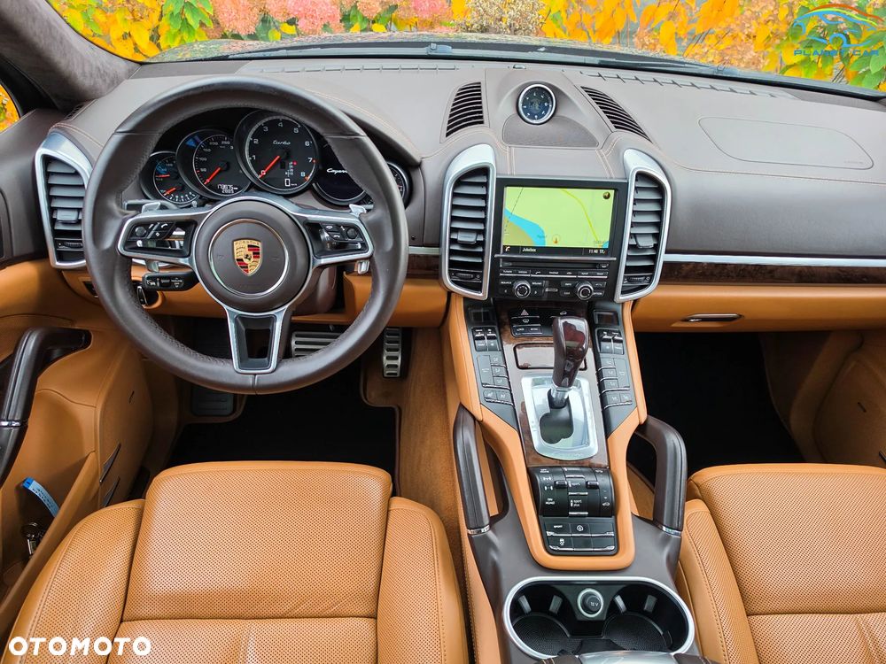 Porsche Cayenne Turbo - 24