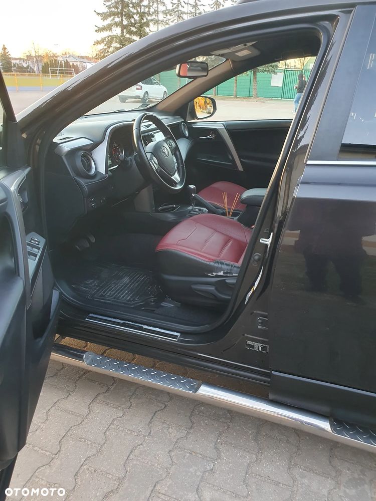 Toyota RAV4 - 3