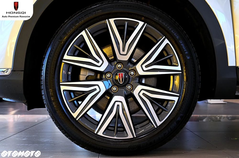 Hongqi HS5 2.0T AWD - 22
