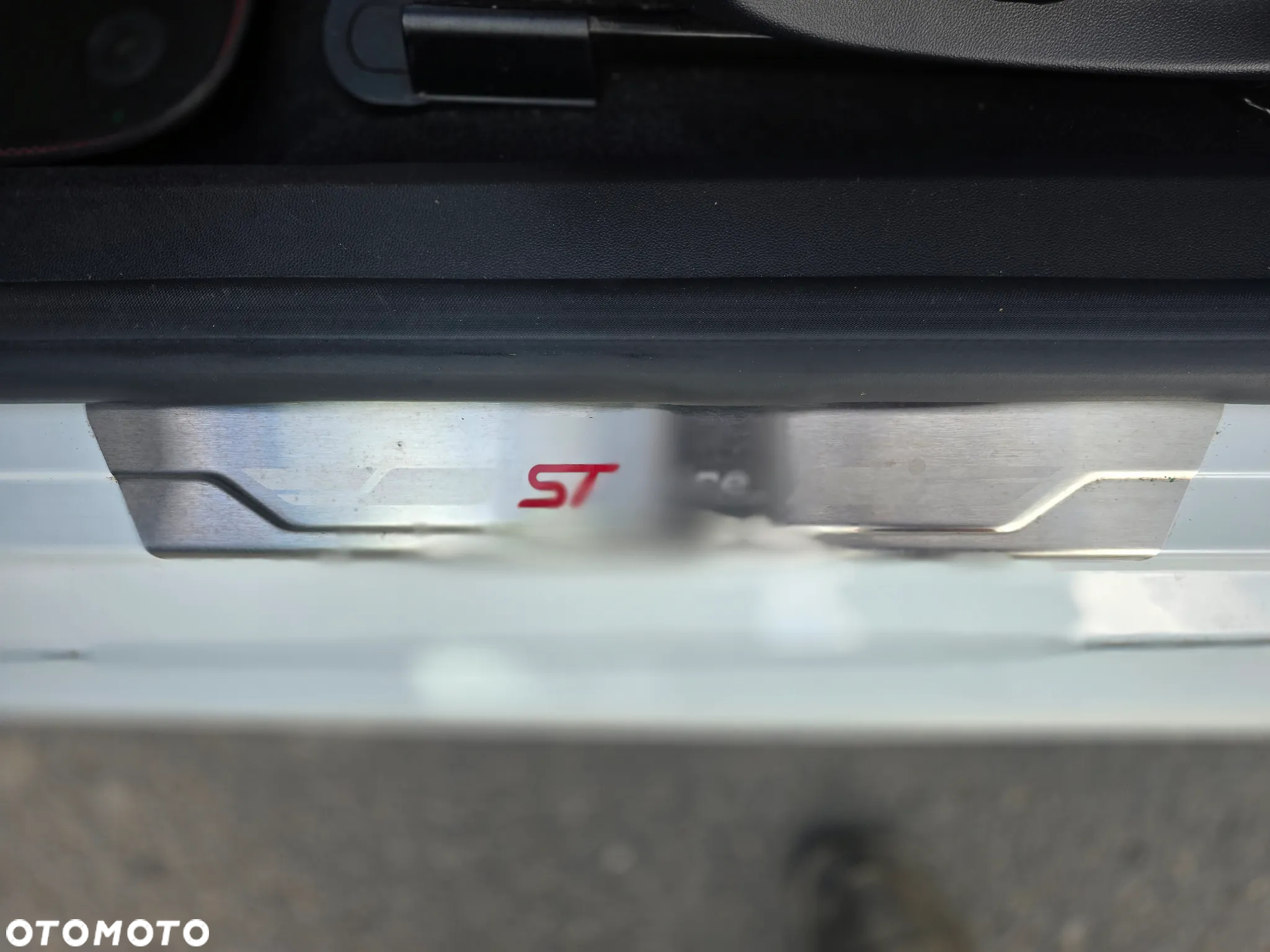 Ford Fiesta 1.0 EcoBoost S&S ST-LINE - 14