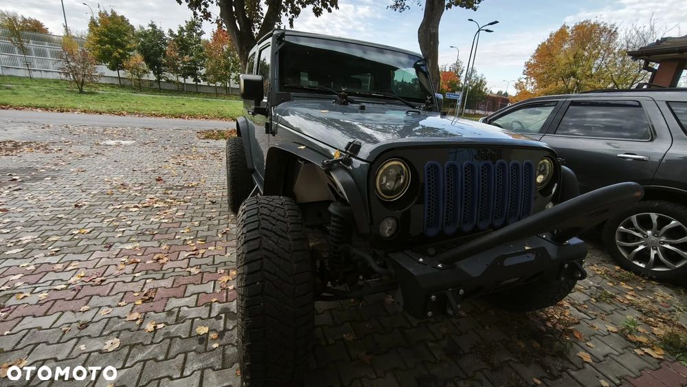 Jeep Wrangler - 18
