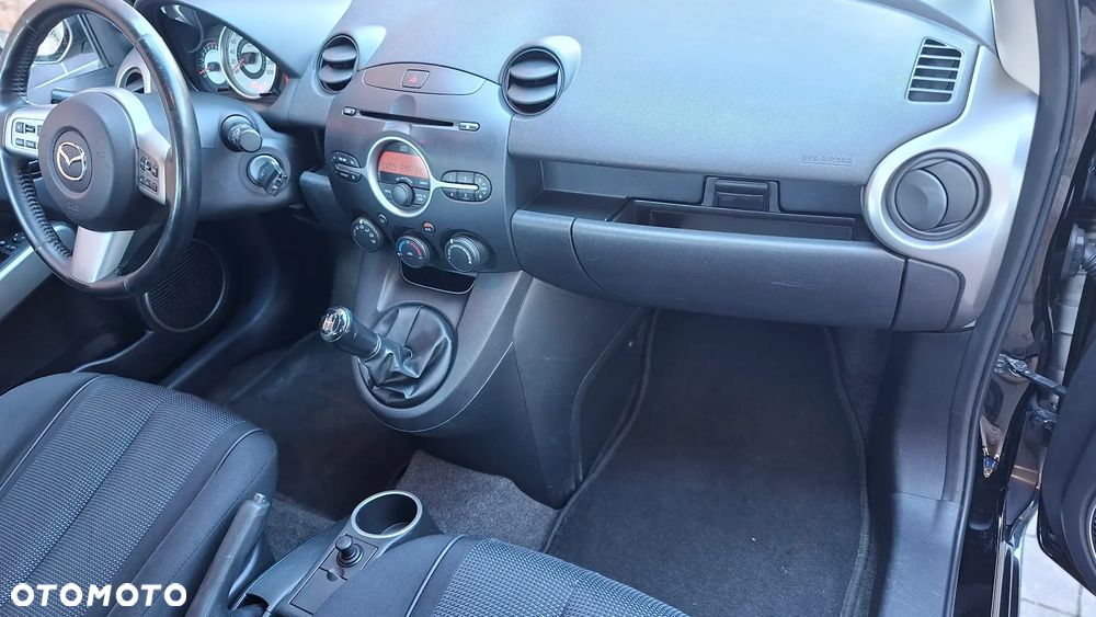 Mazda 2 1.5 Dynamic - 16