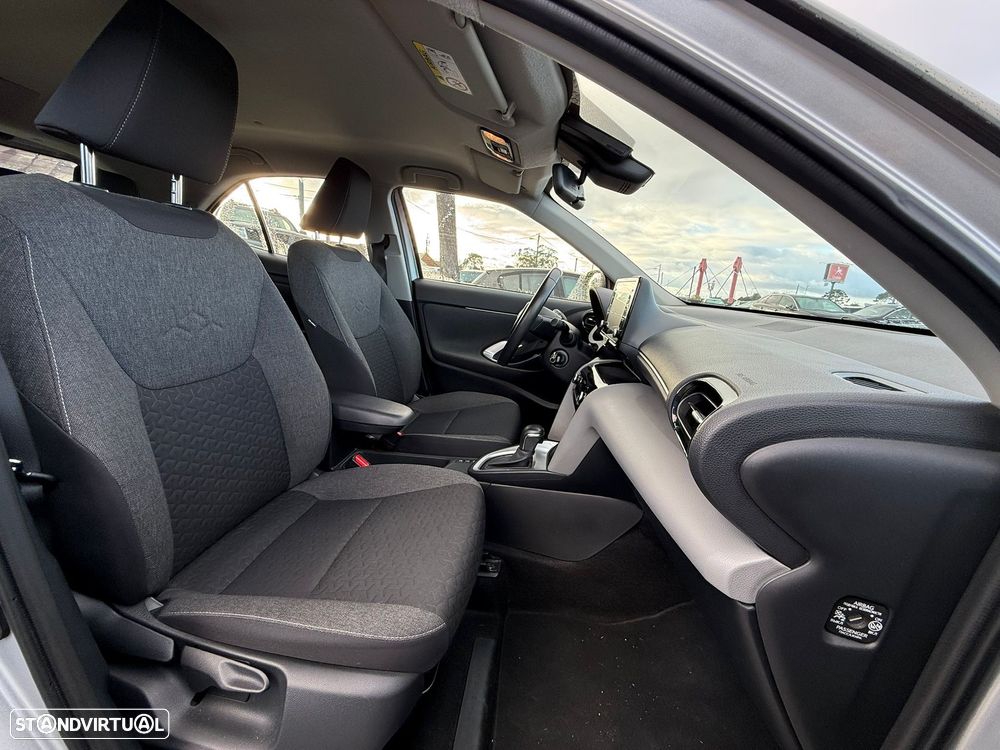 Toyota Yaris Cross 1.5 HDF Comfort Plus AWD - 14