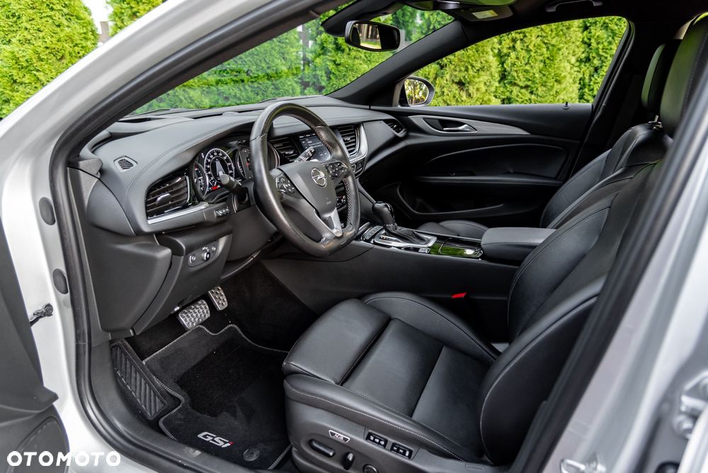 Opel Insignia 2.0 Direct InjectionTurbo GSI - 16