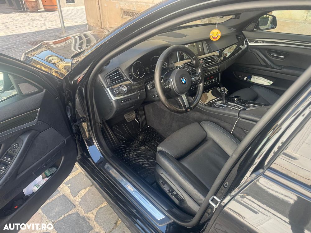 BMW Seria 5 530d xDrive AT - 7