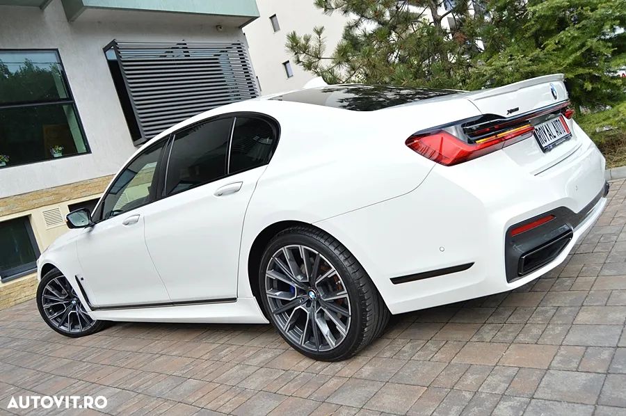 BMW Seria 7 730d xDrive MHEV - 7