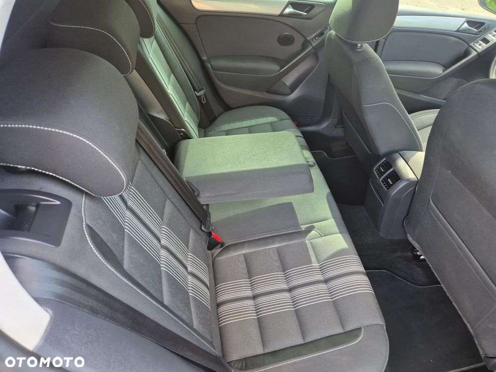 Volkswagen Golf 1.2 TSI BlueMotion Technology MATCH - 8