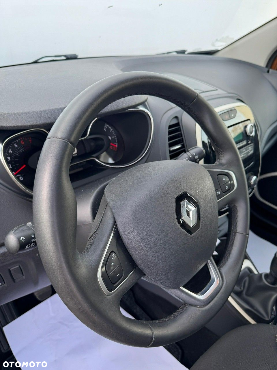 Renault Captur - 24