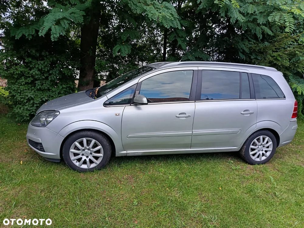 Opel Zafira 1.9 CDTI Cosmo - 8