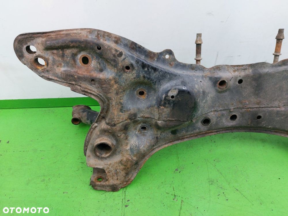 Sanki wózek PRZÓD TRAWERS BELKA TOYOTA YARIS I 99-05 1.0 B - 2