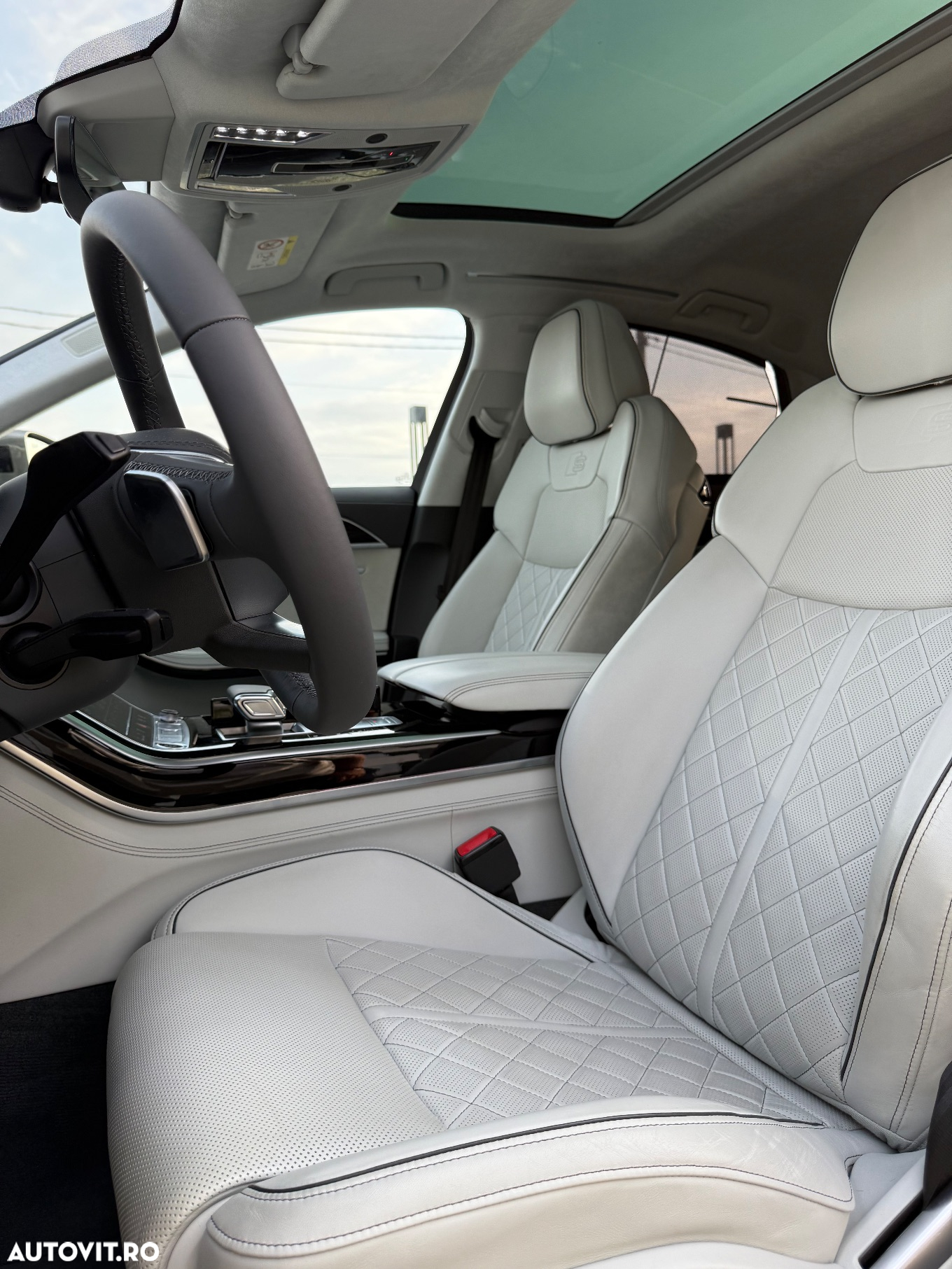 Audi A8 - 25
