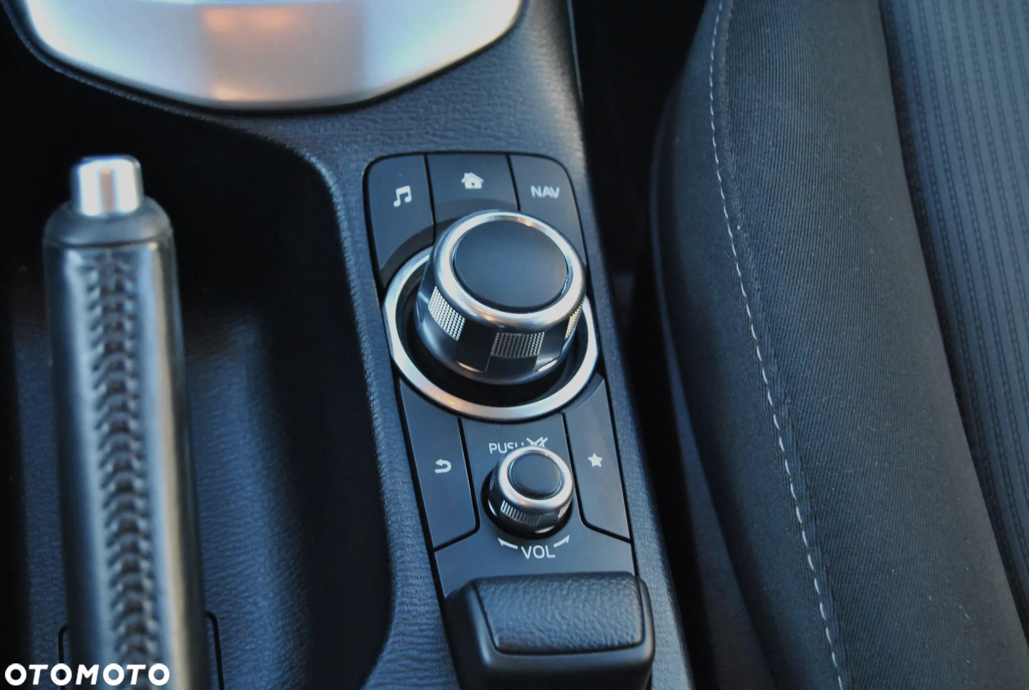 Mazda CX-3 SKYACTIV-D 105 FWD Center-Line - 12