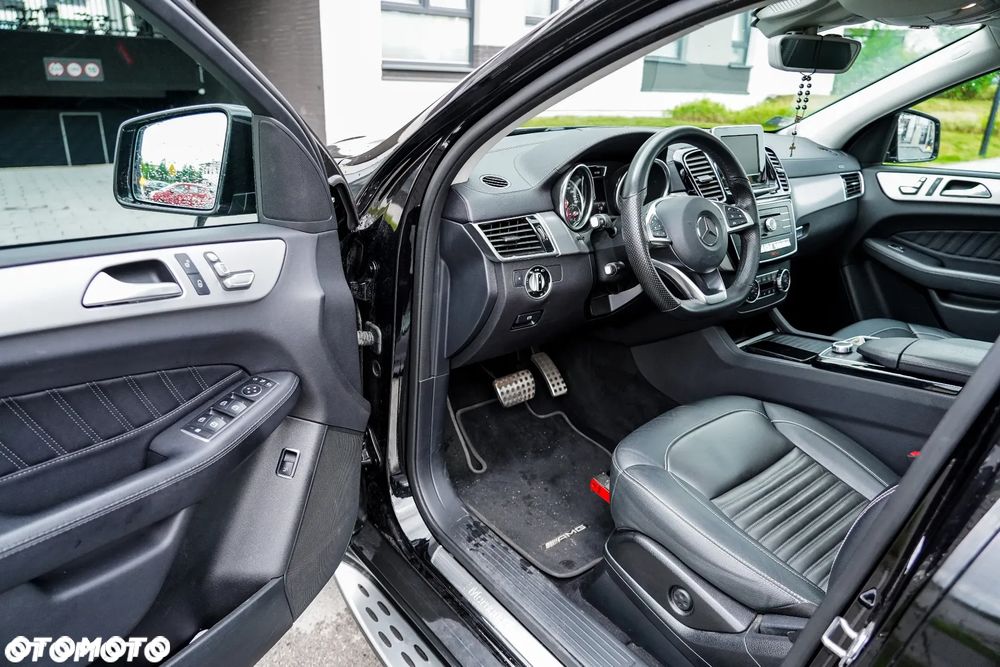 Mercedes-Benz GLE - 15