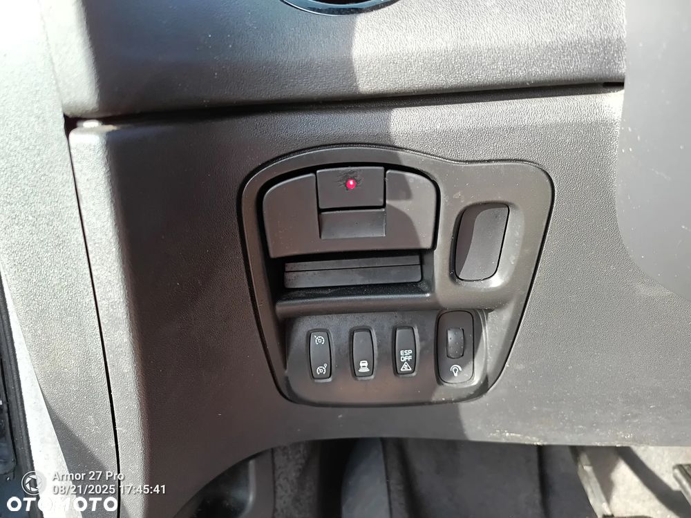 Renault Grand Espace 2.0 dCi 175 FAP Edition 25th - 21