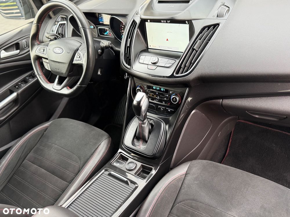 Ford Kuga 2.0 TDCi 2x4 ST-Line - 16