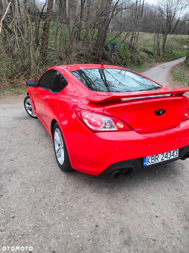 Hyundai Genesis Coupe 3.8 V6 Automatik - 5