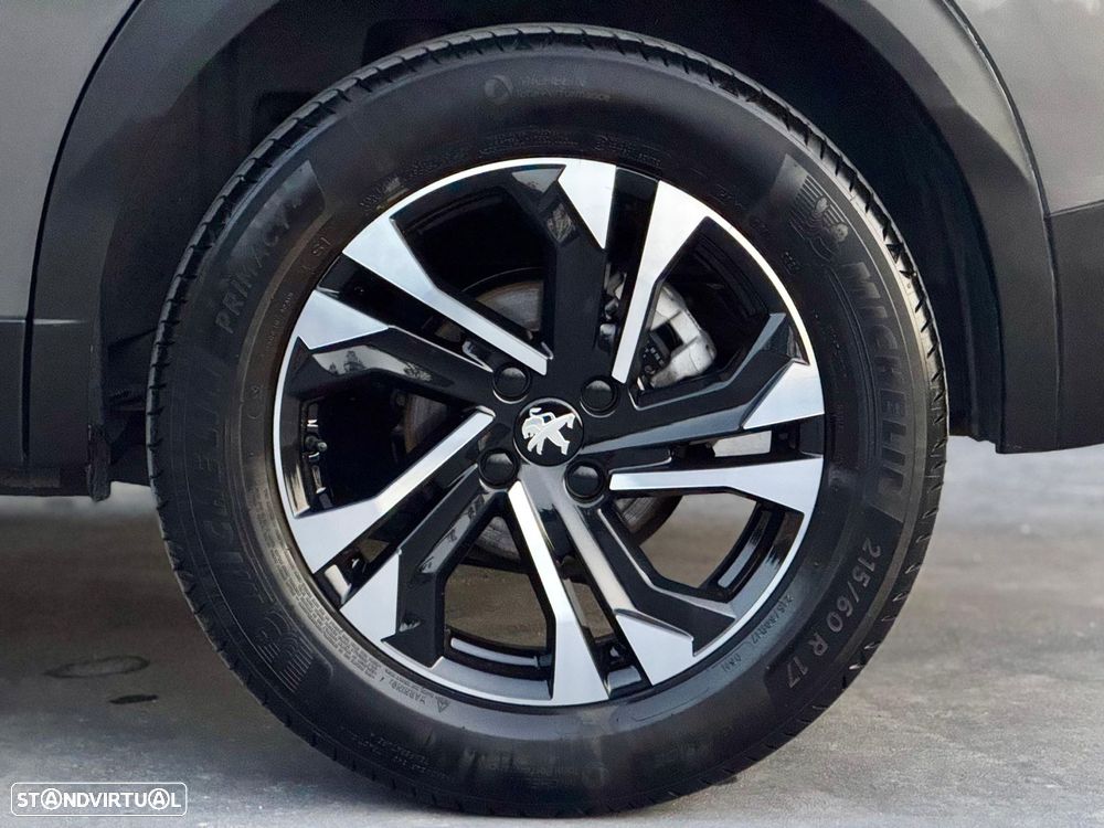 Peugeot 2008 1.2 PureTech Allure EAT8 - 32
