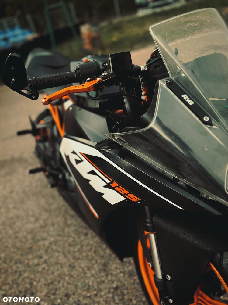 KTM RC 125 - 10