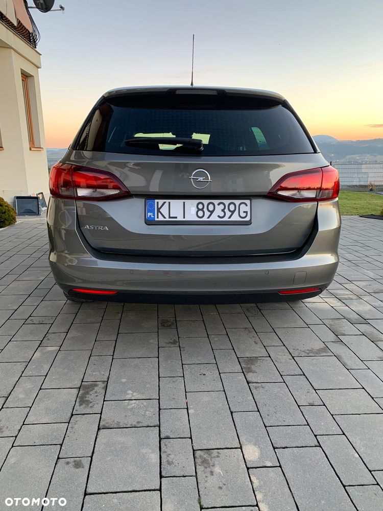 Opel Astra 1.2 T Edition S&S - 9