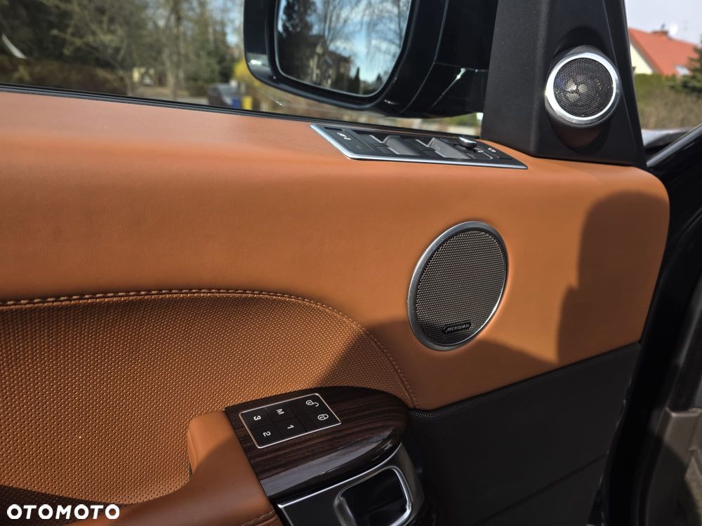 Land Rover Range Rover 4.4SD V8 LWB SV AB - 25