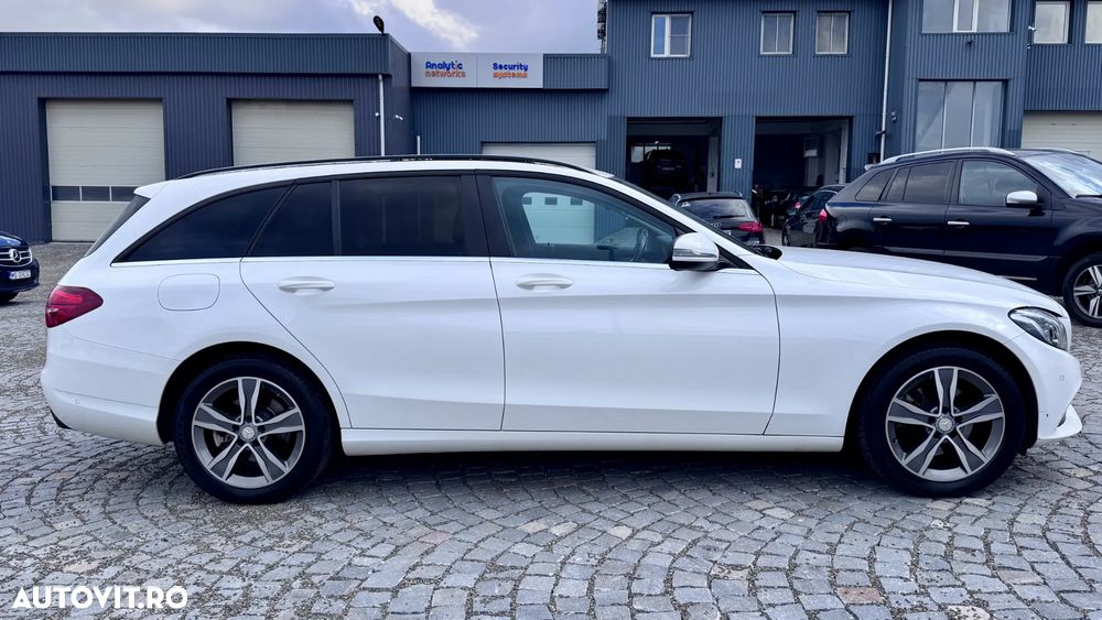 Mercedes-Benz C - 25