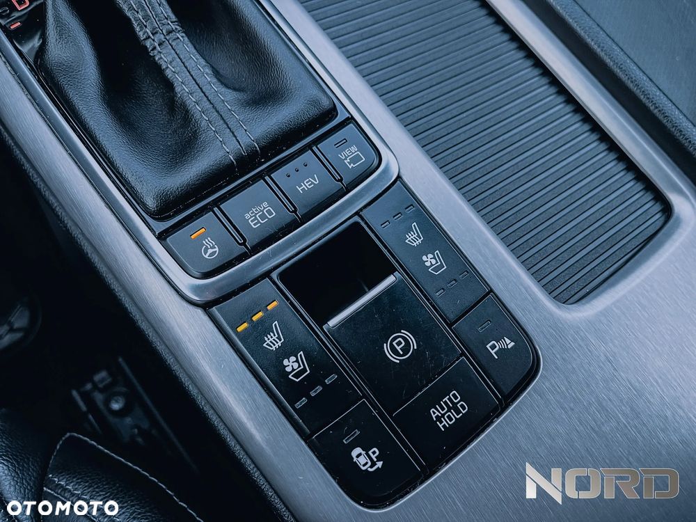 Kia Optima Plug-in Hybrid - 21