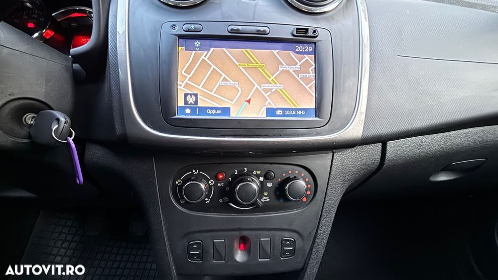 Dacia Logan 0.9 TCe Laureate - 6