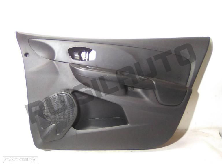 Forra De Porta Frente Direita  Renault Clio Iv [2012_2019] 1.5 - 1