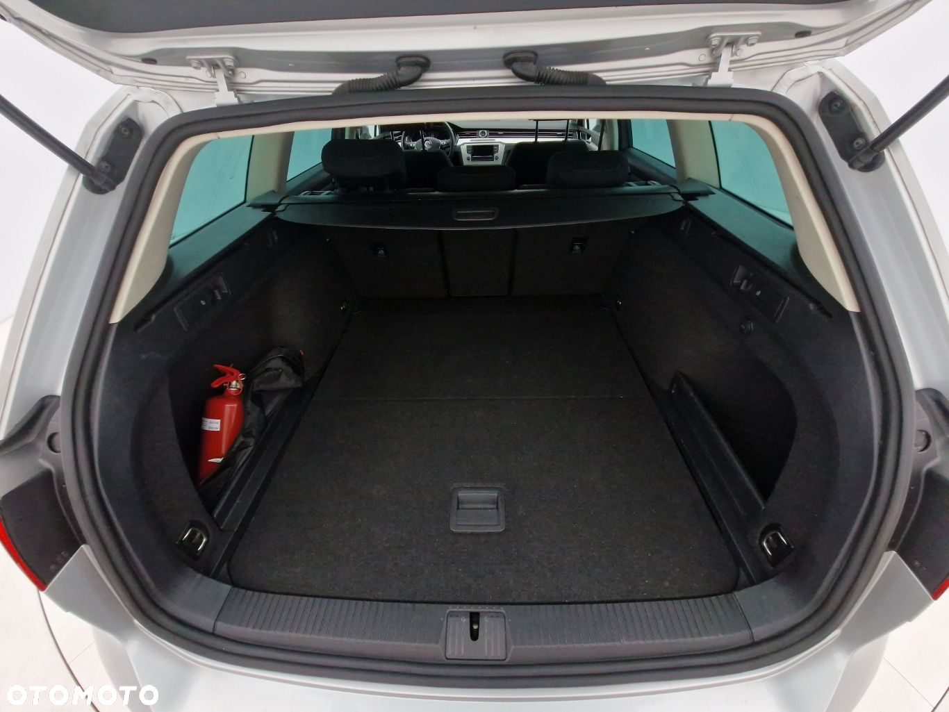 Volkswagen Passat 2.0 TDI BMT Comfortline - 24