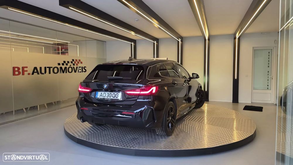 BMW 116 d Pack Desportivo M Auto - 17