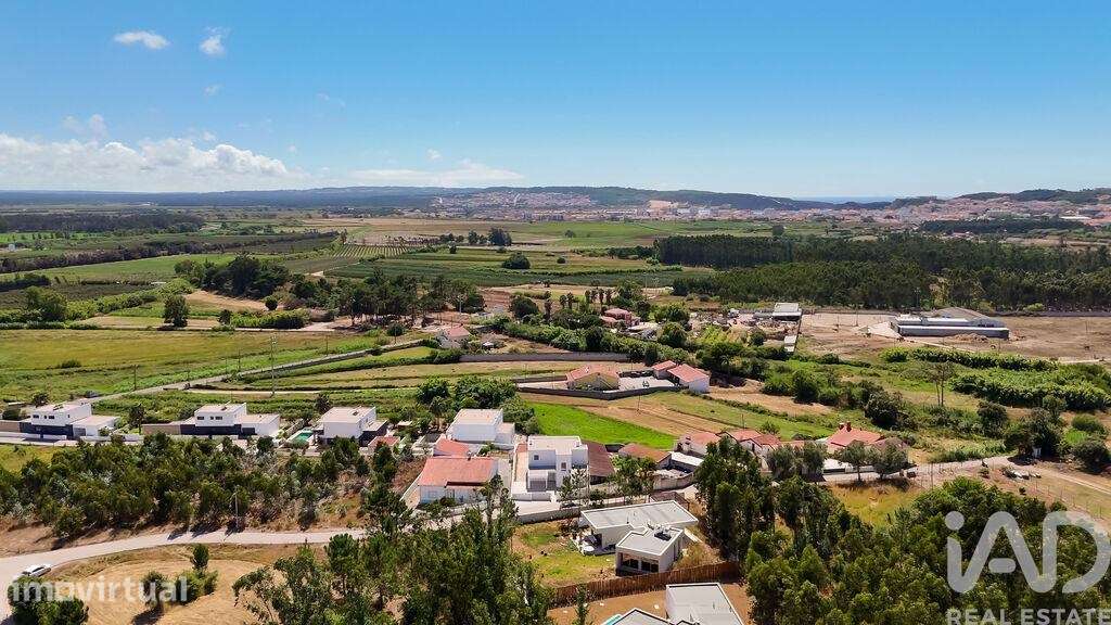 Casa / Villa T4 em São Martinho do Porto de 154 m2 - Grande imagem: 4/32