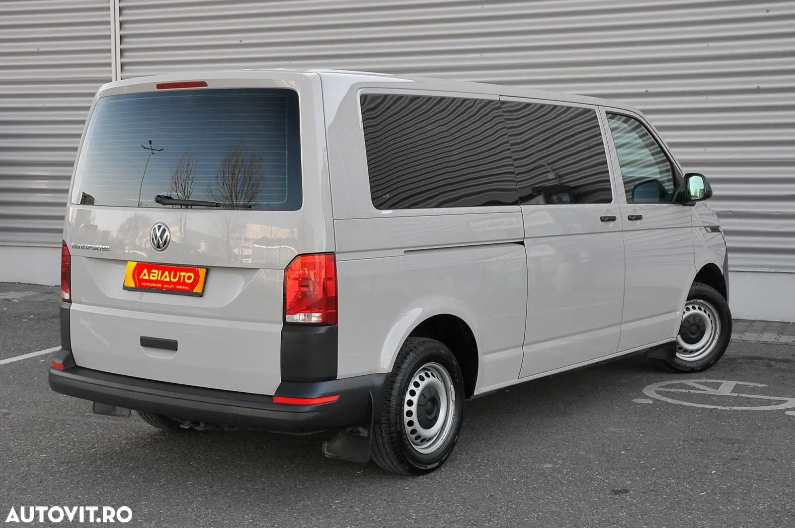 Volkswagen Transporter T6 Lang Plus Trendline - 11