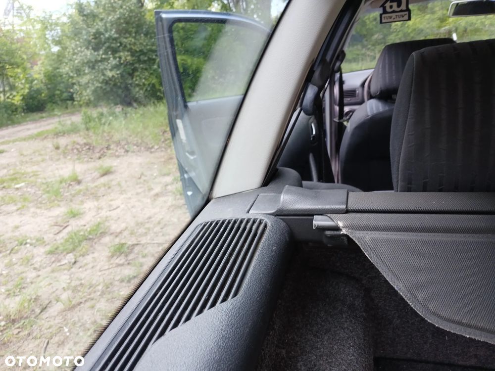 Skoda Octavia 2.0 Ambiente - 23