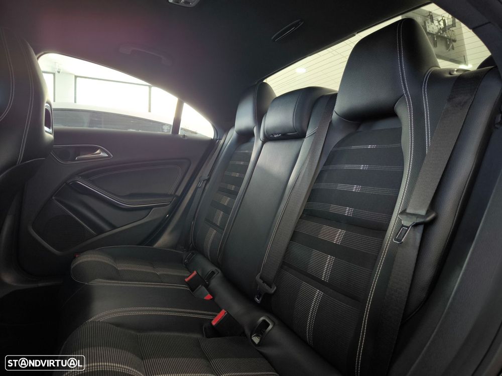 Mercedes-Benz CLA 180 d Urban - 10