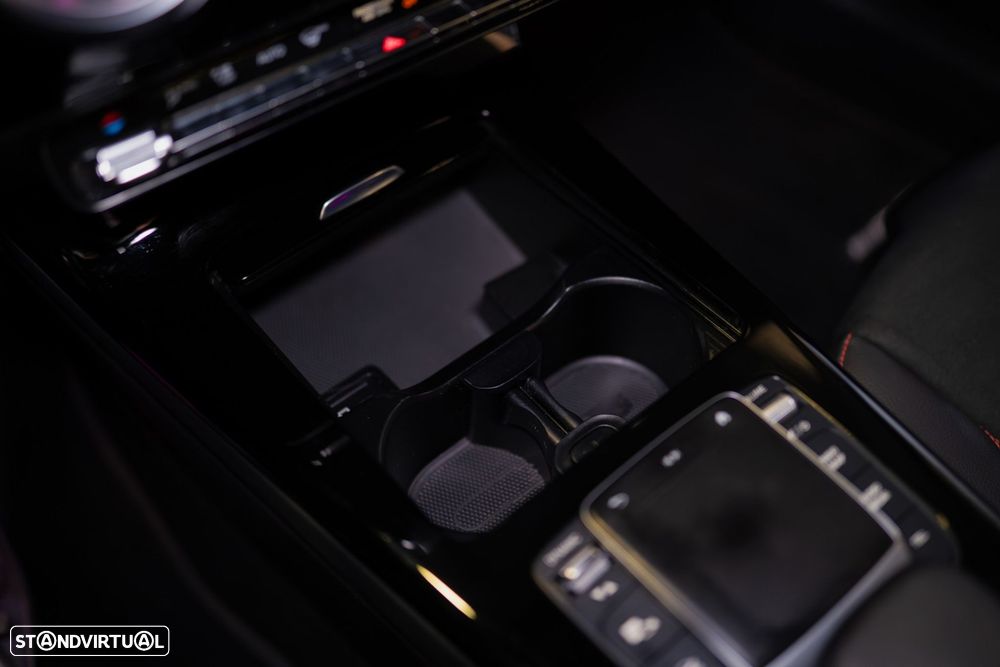Mercedes-Benz A 200 Limousine AMG Line Aut. - 20