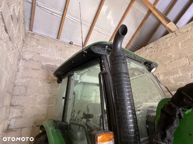 John Deere 5075E - 7