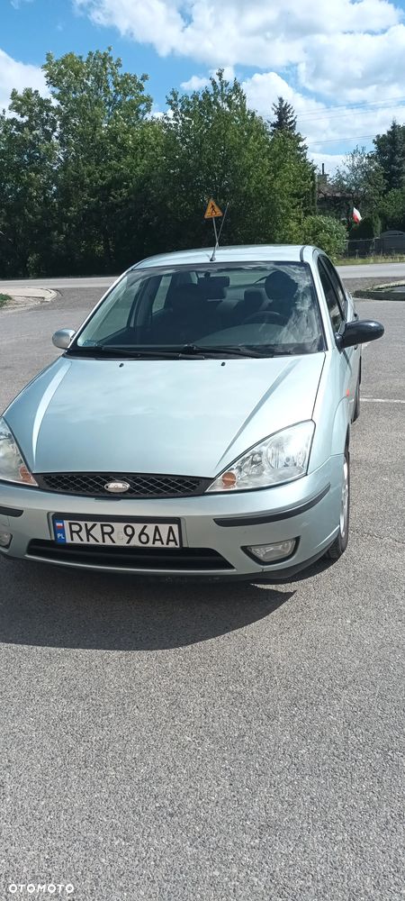 Ford Focus 1.6 X100 - 10