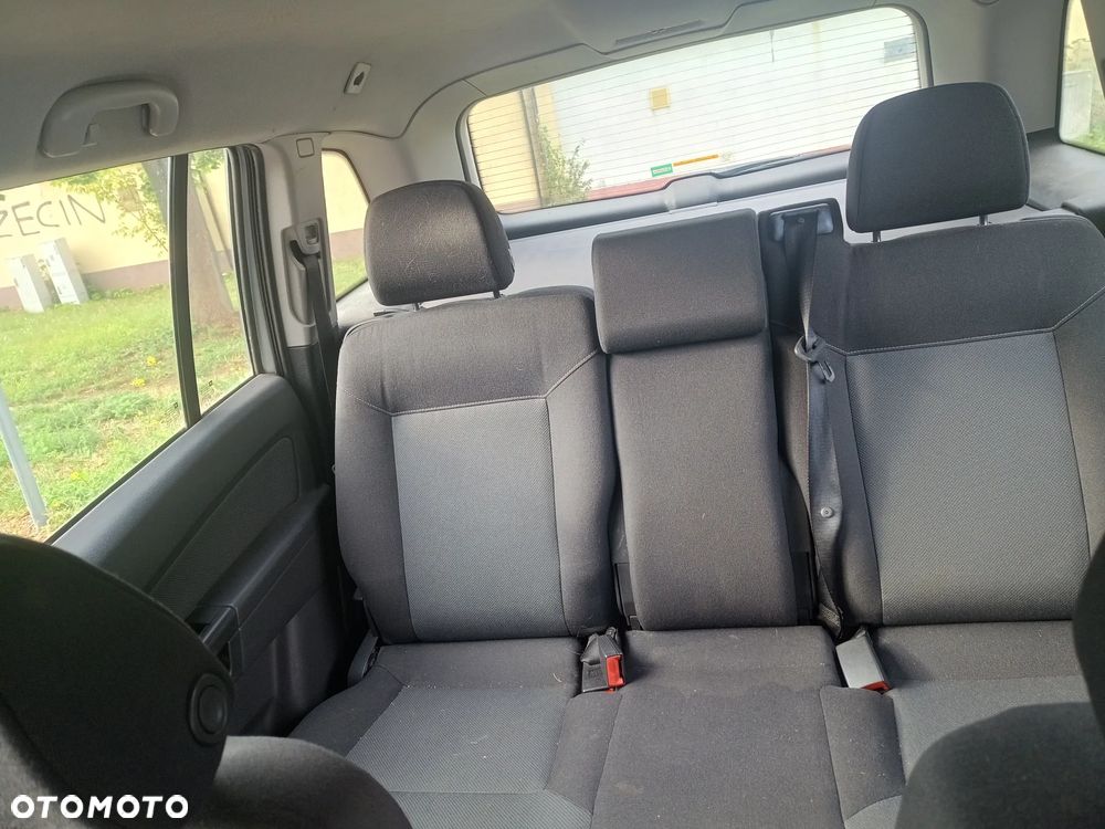 Opel Zafira - 7