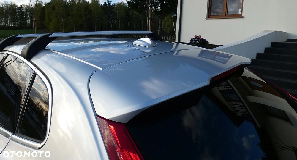 Volvo V40 D2 Summum - 31