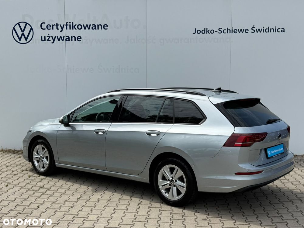 Volkswagen Golf Variant 1.5 eTSI EVO Life DSG - 4